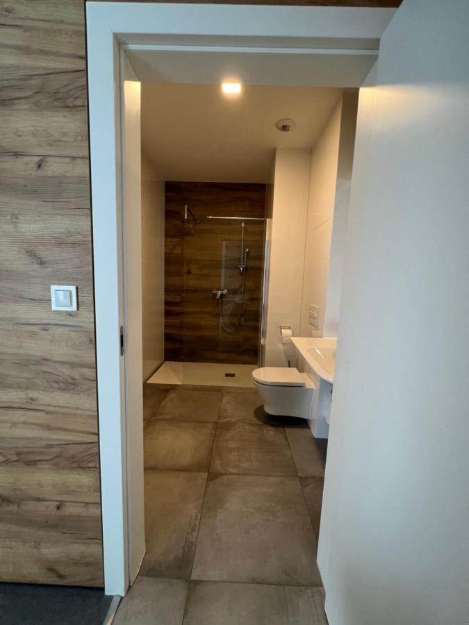 Aparthotel Apartamenty Czarna Gora 320 Sienna  Esterno foto